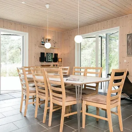 Gorgeous In Hadsund With Wifi